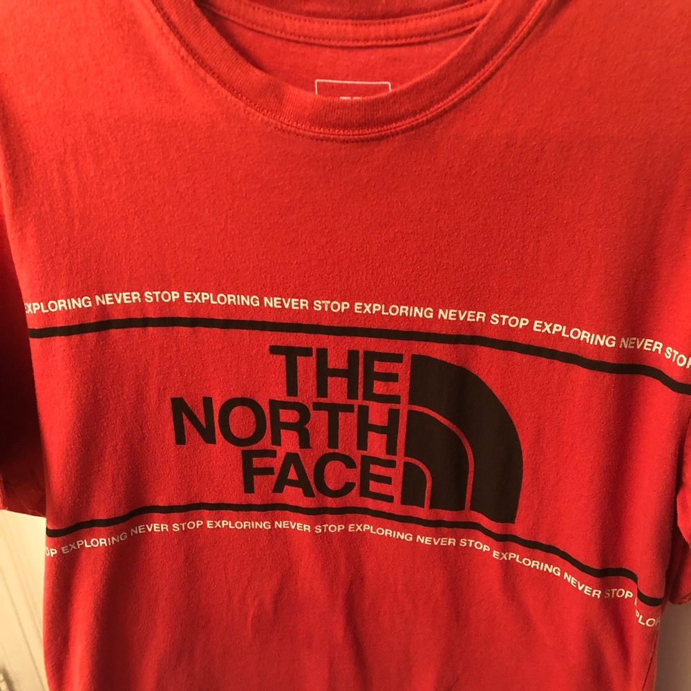 Men’s NorthFace TShirt (Small)